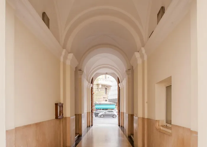 Mybedcavour 4*